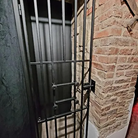 Grota Bdsm *